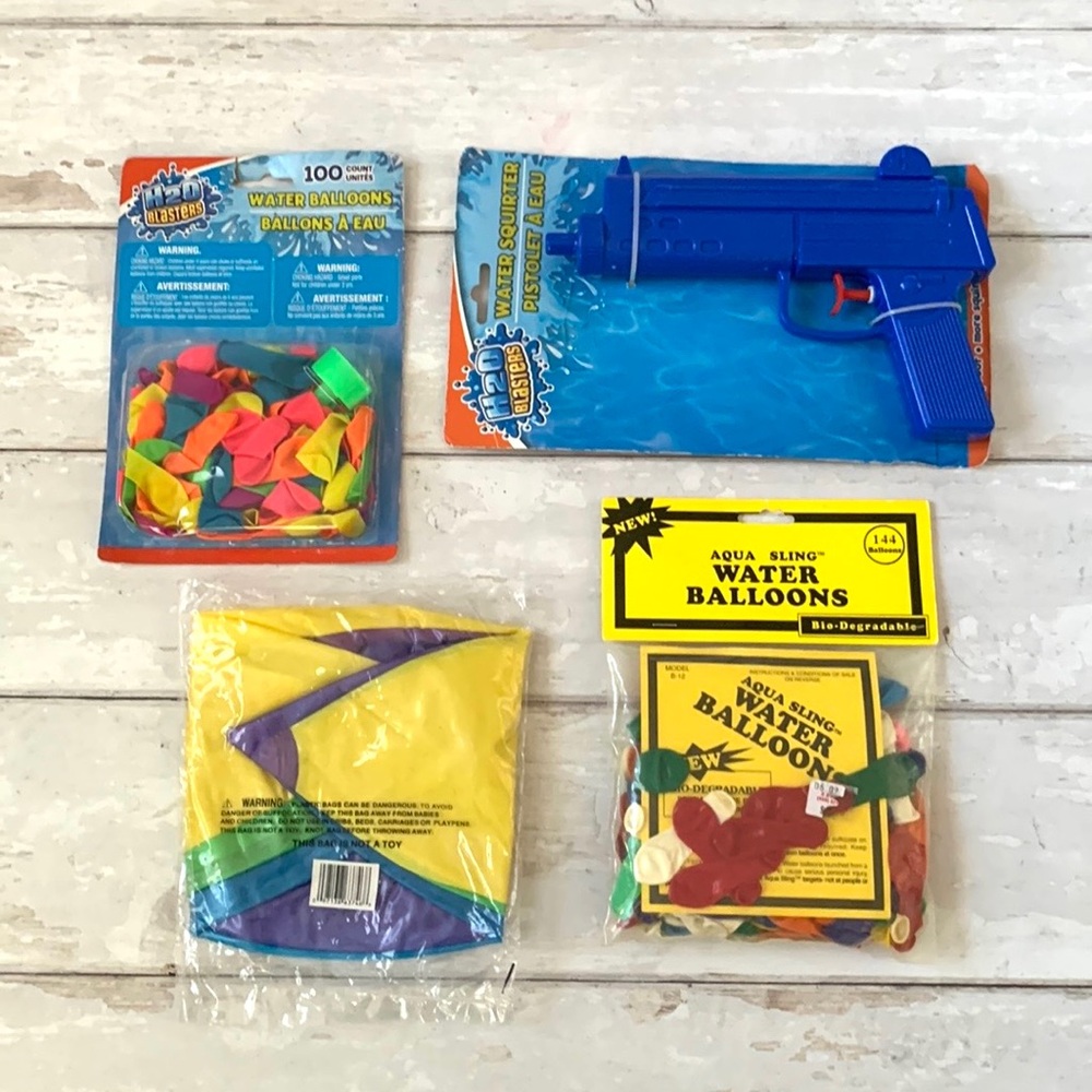 Kids Water Toys Water Balloons Beach Ball Rainbow Colors Set All NEW